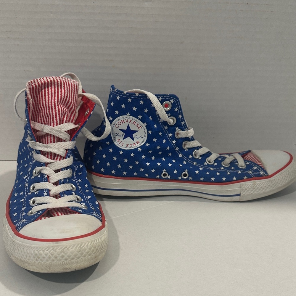 Converse Unisex Red & White Stripe Blue Star High-Top Sneakers Size 8